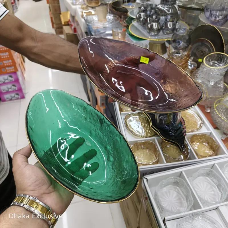 Nouka Shape Glass Serving Dish