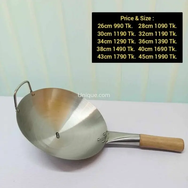 IHW wok pan with wooden handle